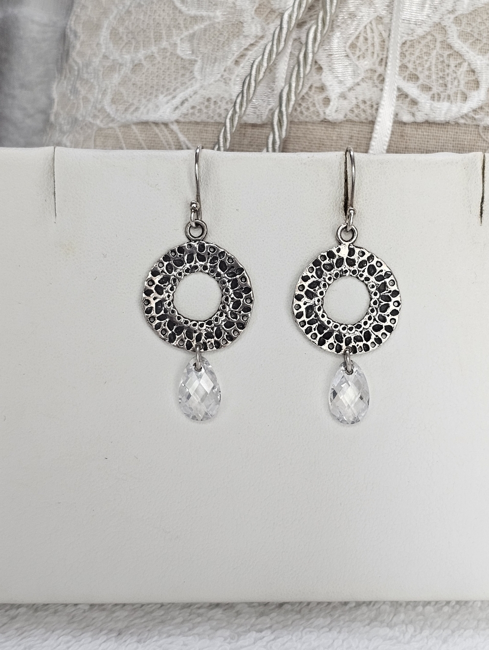 Silpada Hammered 925 Silver Crystal Drop Earrings